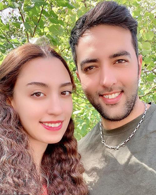 عکس کیمیا علیزادهو همسرش