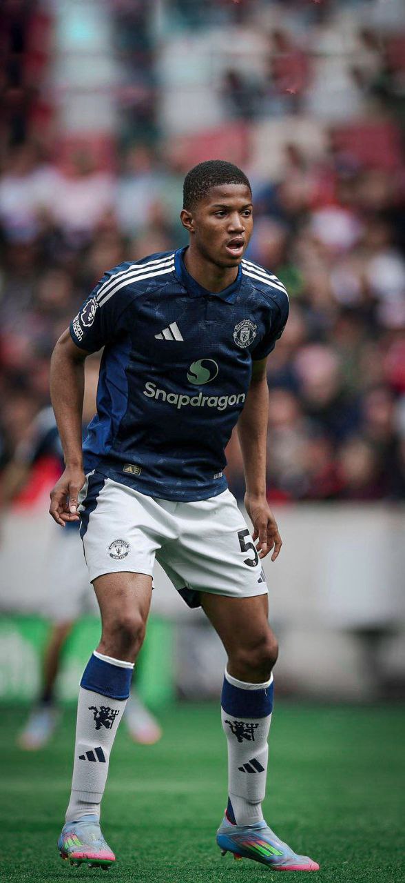 wallpaper Chido Obi