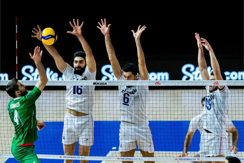 ساعت والیبال ایران و بلغارستان