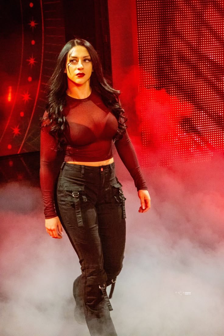 Stephanie Vaquer wallpaper for phone