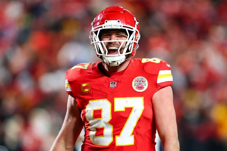 Travis Kelce wallpaper