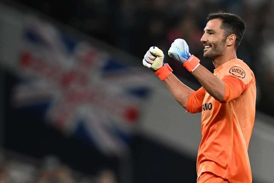 wallpaper hd Antonio Adan
