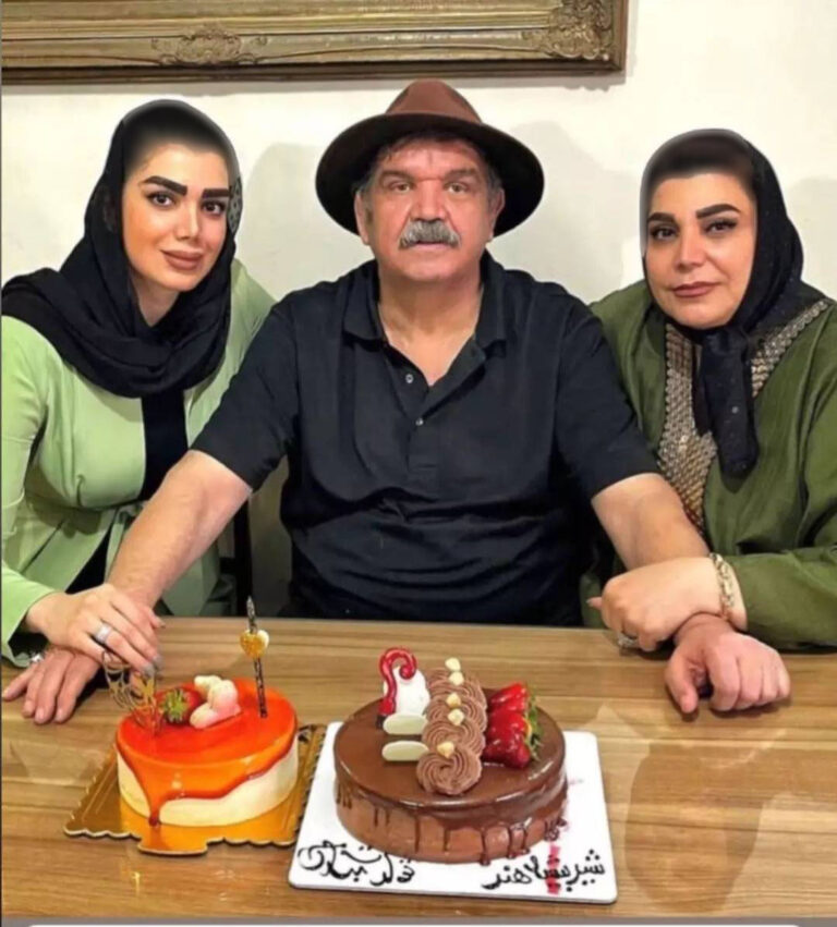 پدر روشنک گرامی