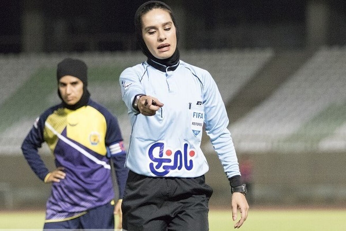 عکس مهناز ذکایی داور فوتبال