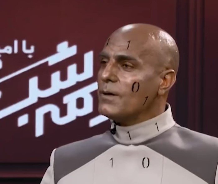 مستر دیتا کیست