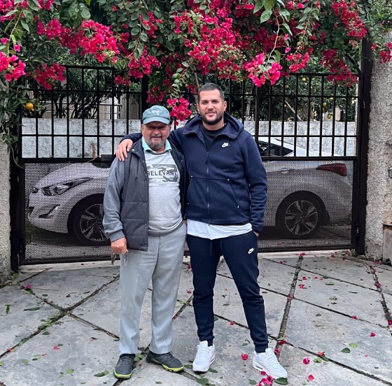 خاکسپاری پدر سیاوش خیرابی