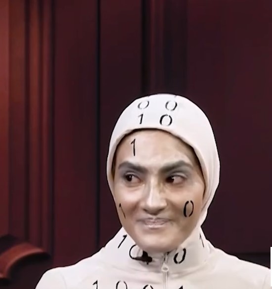 میس دیتا کیست