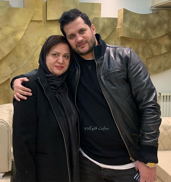 سیاوش خیرابی و مادرش